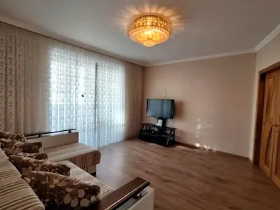 квартира по адресу Заречанская ул., 52