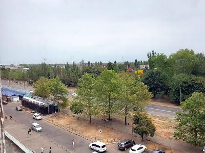 квартира за адресою Космонавтів вул., 142