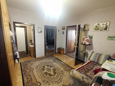 квартира по адресу Луки Долинського ул., 3