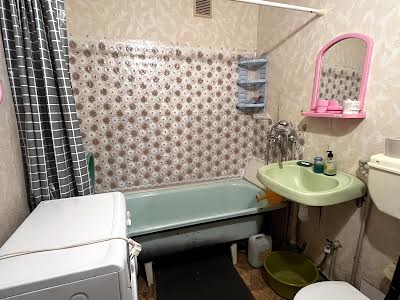 квартира за адресою Перемоги просп., 46