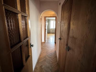 квартира за адресою Свободи просп., 26-А