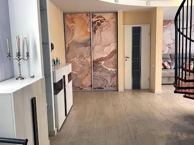 квартира за адресою Драгоманова вул., 17