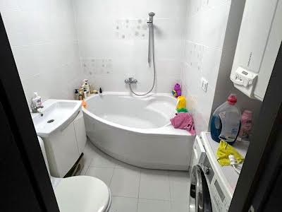 квартира за адресою Бориса Гмирі вул., 12-Б