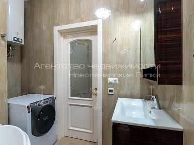 квартира за адресою Андрія Верхогляда вул. (Михайла Драгомирова), 7