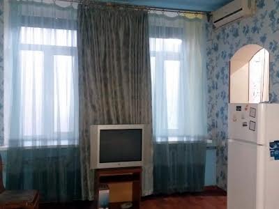 квартира за адресою Середньофонтанська вул., 19в