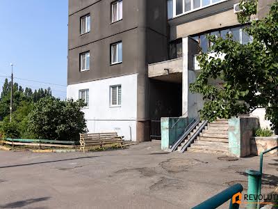 квартира за адресою Азербайджанська вул. (Бакинських Комісарів), 6