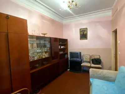 квартира по адресу Средняя ул., 10