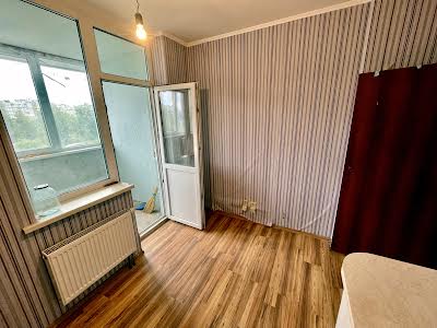 квартира за адресою Миколи Закревського вул., 103