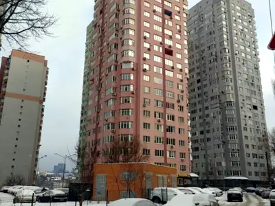 квартира за адресою Феодосійська вул., 1