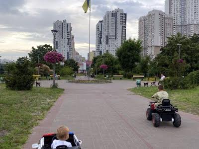 квартира за адресою Драгоманова вул., 31-Б