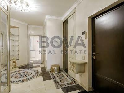 квартира за адресою Кропивницького вул., 8