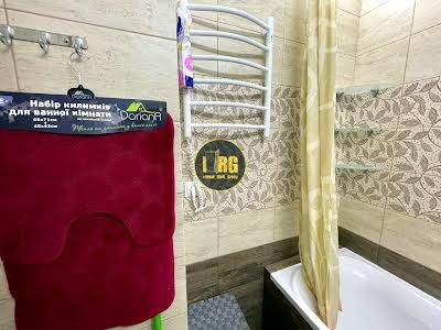 квартира за адресою Зарічна вул., 4