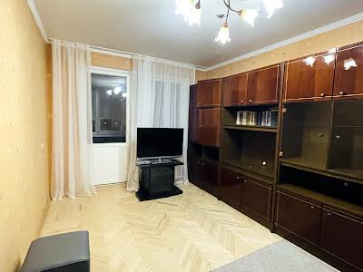 квартира за адресою Дарницький бульв., 7