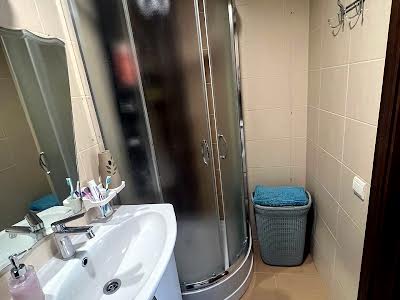 квартира по адресу Павла Тычины ул., 1