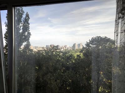 квартира по адресу Романа Ратушного ул. (Волгоградська), 27