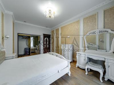 квартира за адресою Хрещатик вул. (Kreschatic), 27-Б