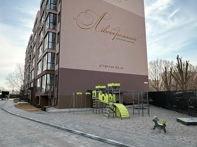 квартира за адресою Мольєра вул., 77