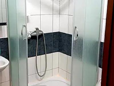 квартира за адресою Михайла Туган-Барановського вул., 10