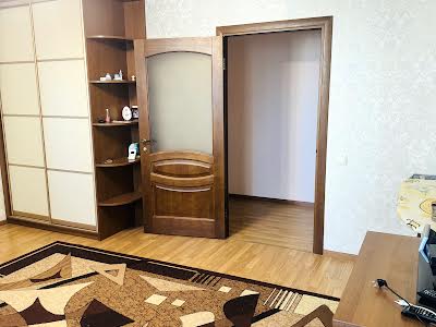 квартира за адресою Доківська вул., 10