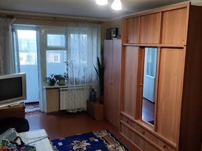 квартира за адресою Будівельників вул., 16