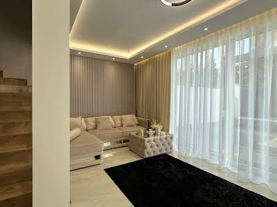 квартира за адресою Озерна, 8