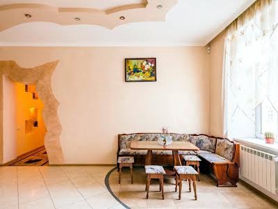 квартира по адресу Театральная ул., 12
