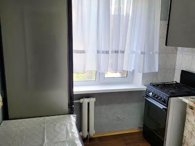 квартира за адресою Леся Курбаса просп., 18