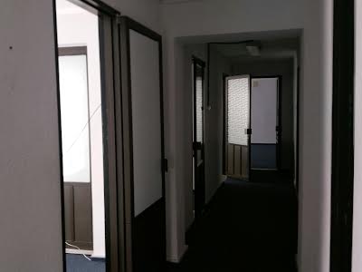 комерційна за адресою Парусна вул. (Героїв Сталінграду), 1