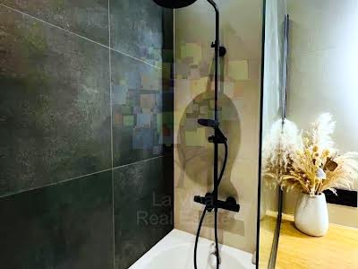 квартира за адресою Зарічна вул., 6 к1
