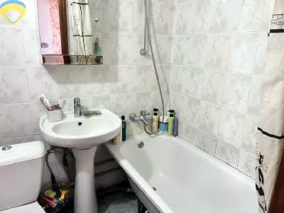 квартира за адресою Святослава Ріхтера вул. (Щорса), 131