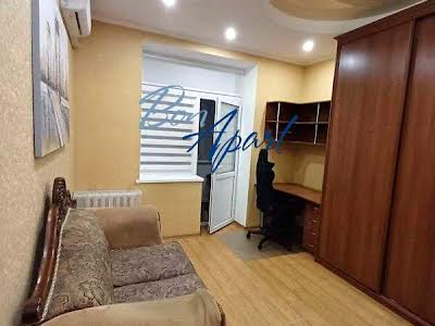 квартира по адресу Шота Руставели ул., 26