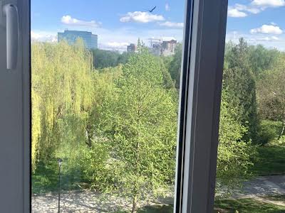 квартира за адресою Вербицького вул., 16