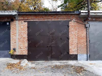 комерційна за адресою Чураївни вул., 1