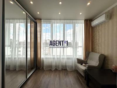 квартира за адресою Миру вул., 11-А