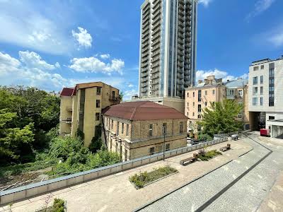 квартира за адресою Бульварно-Кудрявська вул. (Воровського), 17