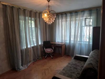 квартира по адресу Донецкая ул., 3
