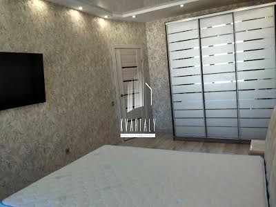 квартира за адресою Драгоманова вул., 10
