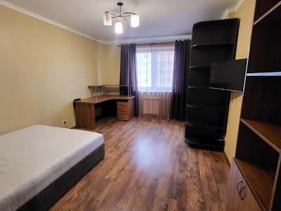 квартира по адресу Кондратюка Юрия ул., 5