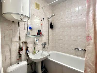 квартира за адресою Фонтанська дорога вул., 15а