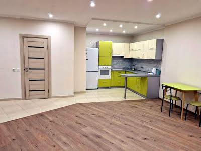 квартира за адресою Світла вул., 3д