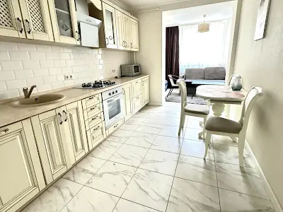 квартира за адресою Лесі Українки вул., 10