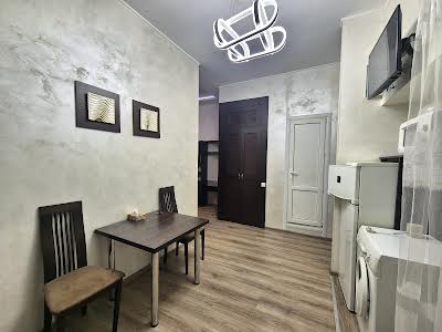 квартира за адресою Пастера вул., 26