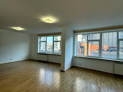 квартира за адресою Старонаводницька вул., 13