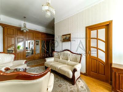 квартира по адресу Институтская ул., 27/6