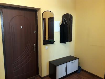 квартира за адресою Сім'ї Кульженків вул. (Петра Дегтяренка), 33