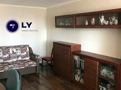квартира по адресу Героев просп., 3а