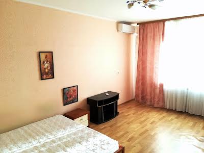 квартира за адресою Григоренка Петра просп., 18а