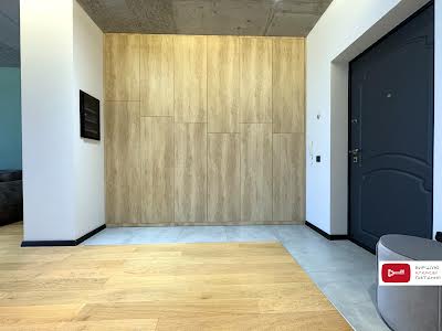 квартира за адресою Регенераторна вул., 4