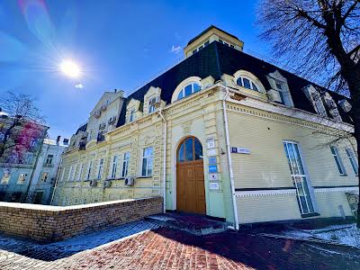 квартира по адресу Трёхсвятительская ул., 13