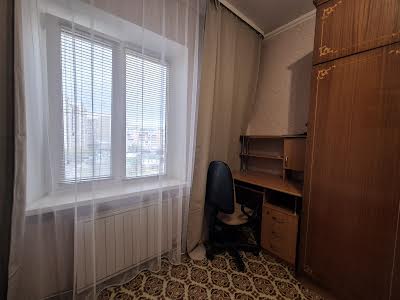 квартира за адресою Ревуцького вул., 29